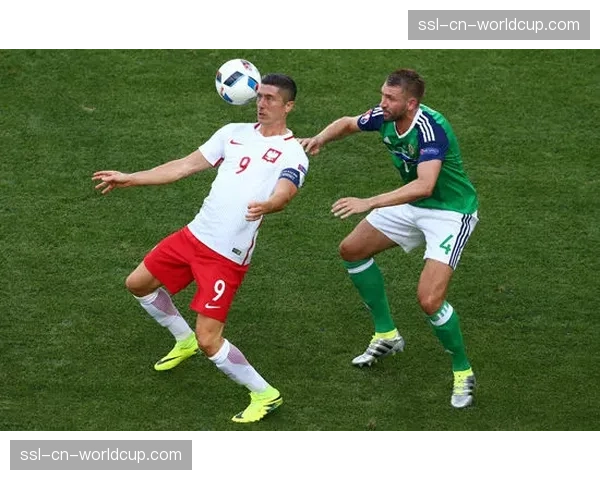 欧足联与联合国教科文组织在决赛周联合发起“足球促进和平”校园项目